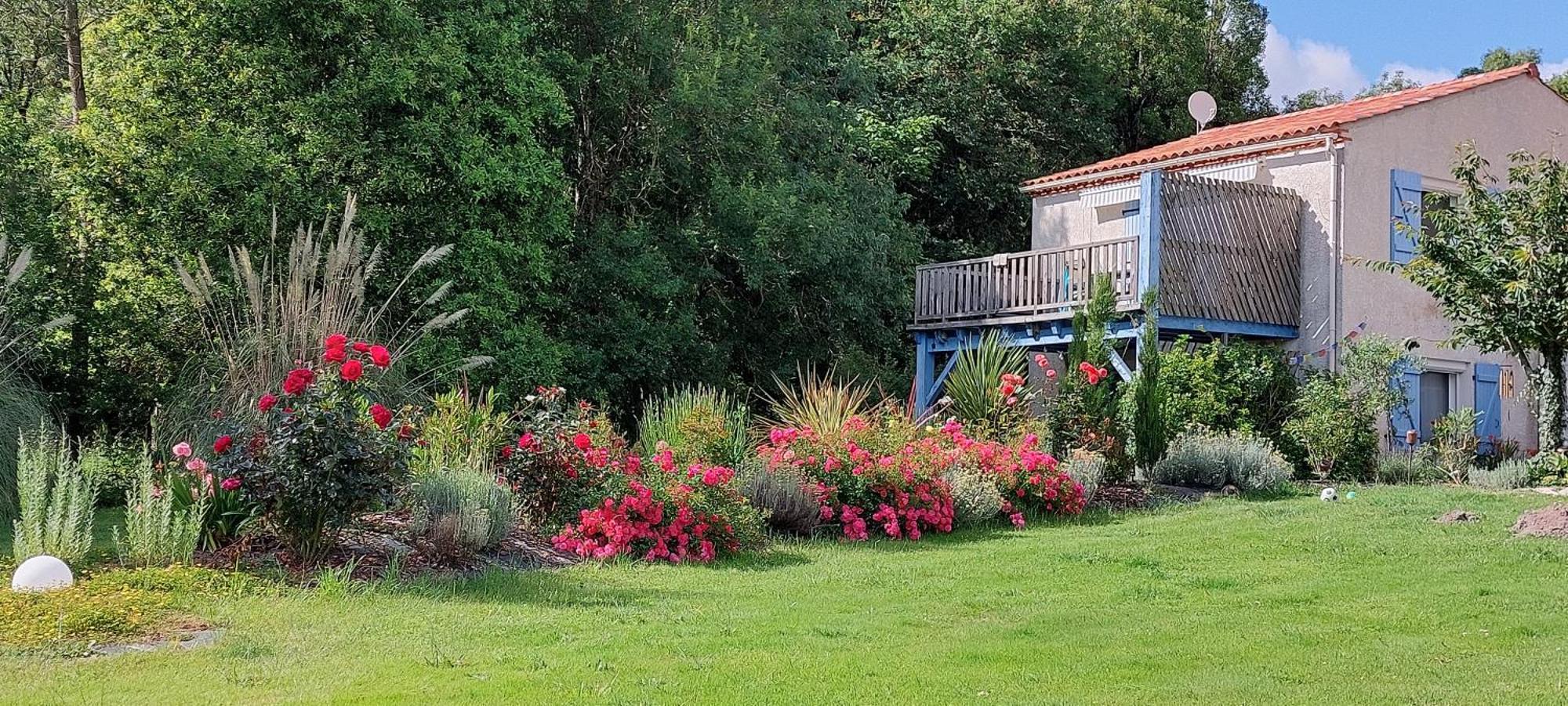 Gite Douceur De Vivre Saint-Avaugourd-des-Landes Bagian luar foto